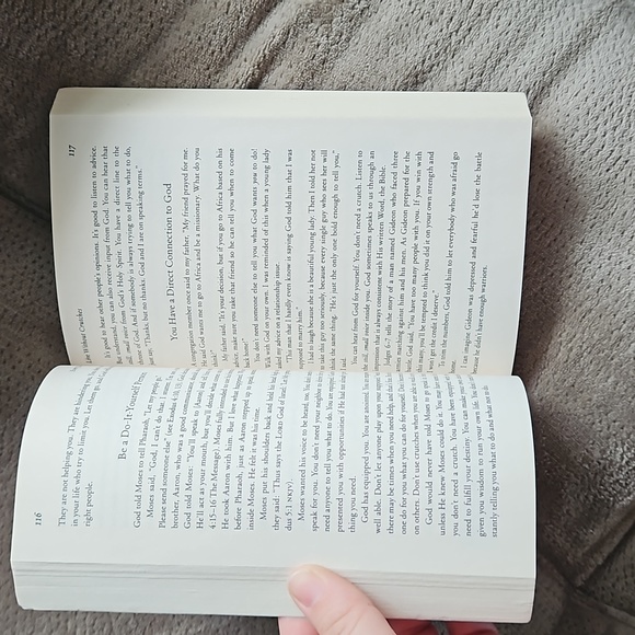 Every day a Friday by JOEL OSTEEN book 📖 - Picture 4 of 5